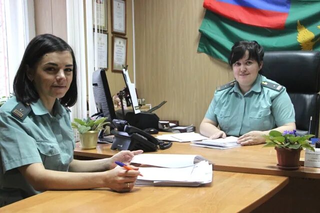 Искитим. Коновалова анастасия сергеевна искитим. Лесняк елена владимировна бердск пристав. Судебный пристав искитим дарья. Начальник судебных приставов искитим.