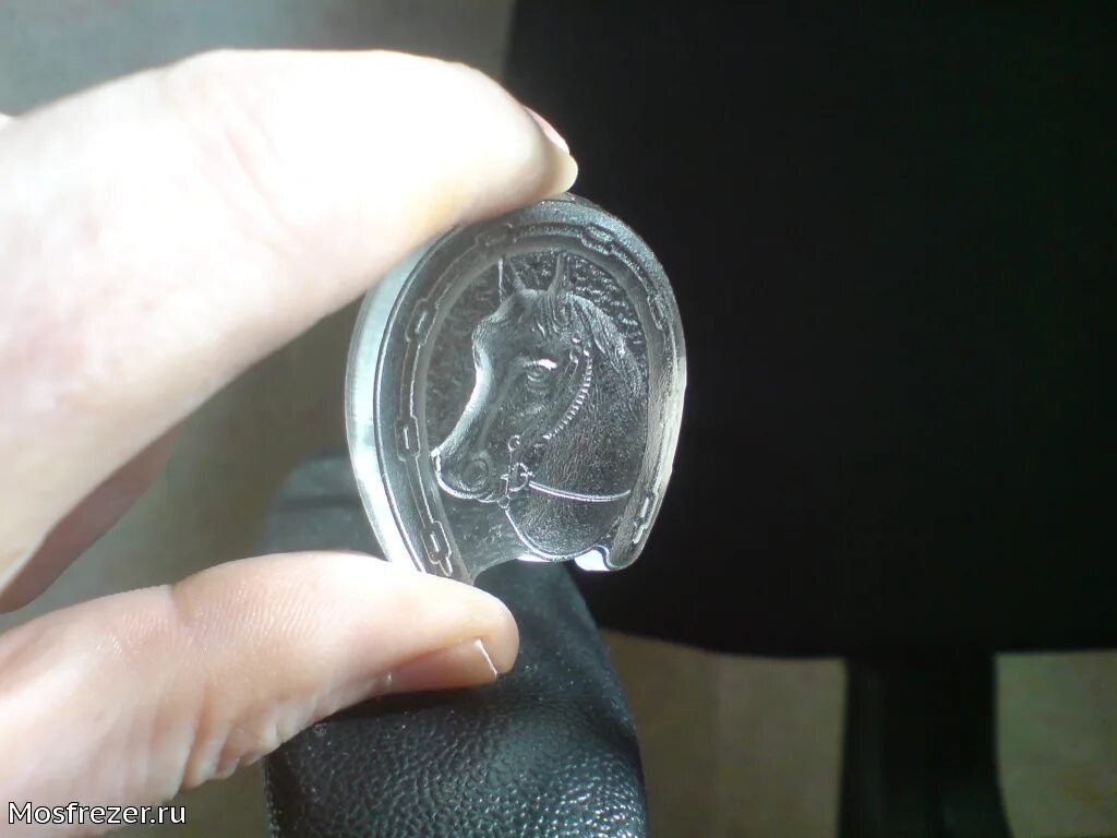 Лазерная маркировка. Лазерная маркировка и гравировка. Гравировка полировка. Фрезеровка узоров на металле. Гравировка на автомобиле.