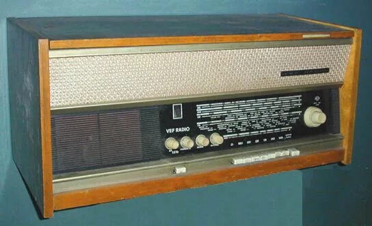 Ретро стиль радиоприёмник вэф. Vef radio. Vef radio. Радиола рига вэф. Вэф прибалтика.