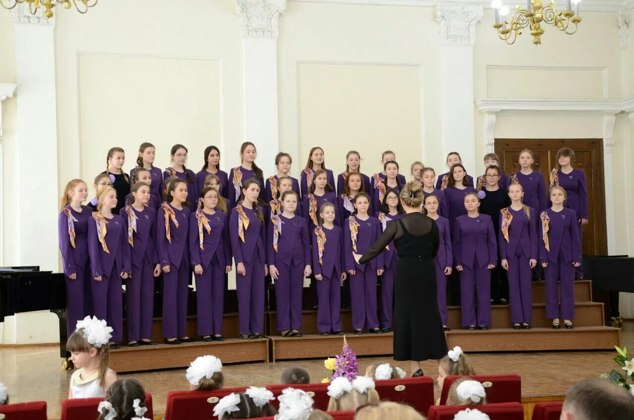камертон дворец пионеров красноярск. хор камертон. хор камертон горно алтайск. хор камертон москва. 707 школа невского района учителя.