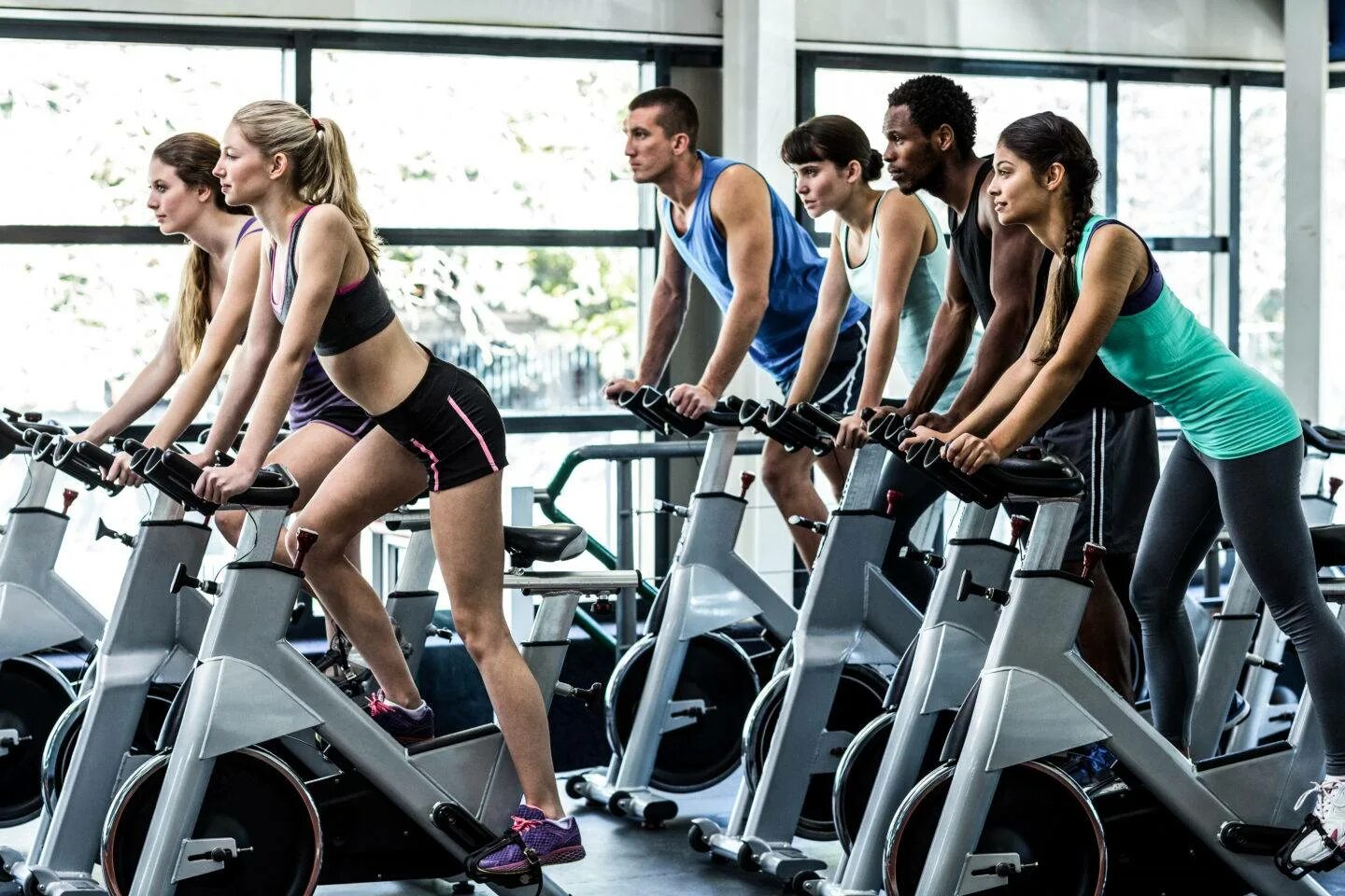 Row cycle. Сайкл аэробика. сайкл (cycle) зал.