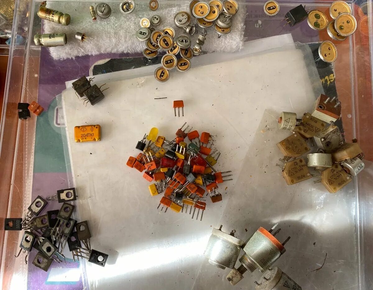 Что такое реохорда в радиодеталях. Рн драгмет. Радиодетали на лом к1102. Кц402ж диодный драг металла. Рн драгмет.