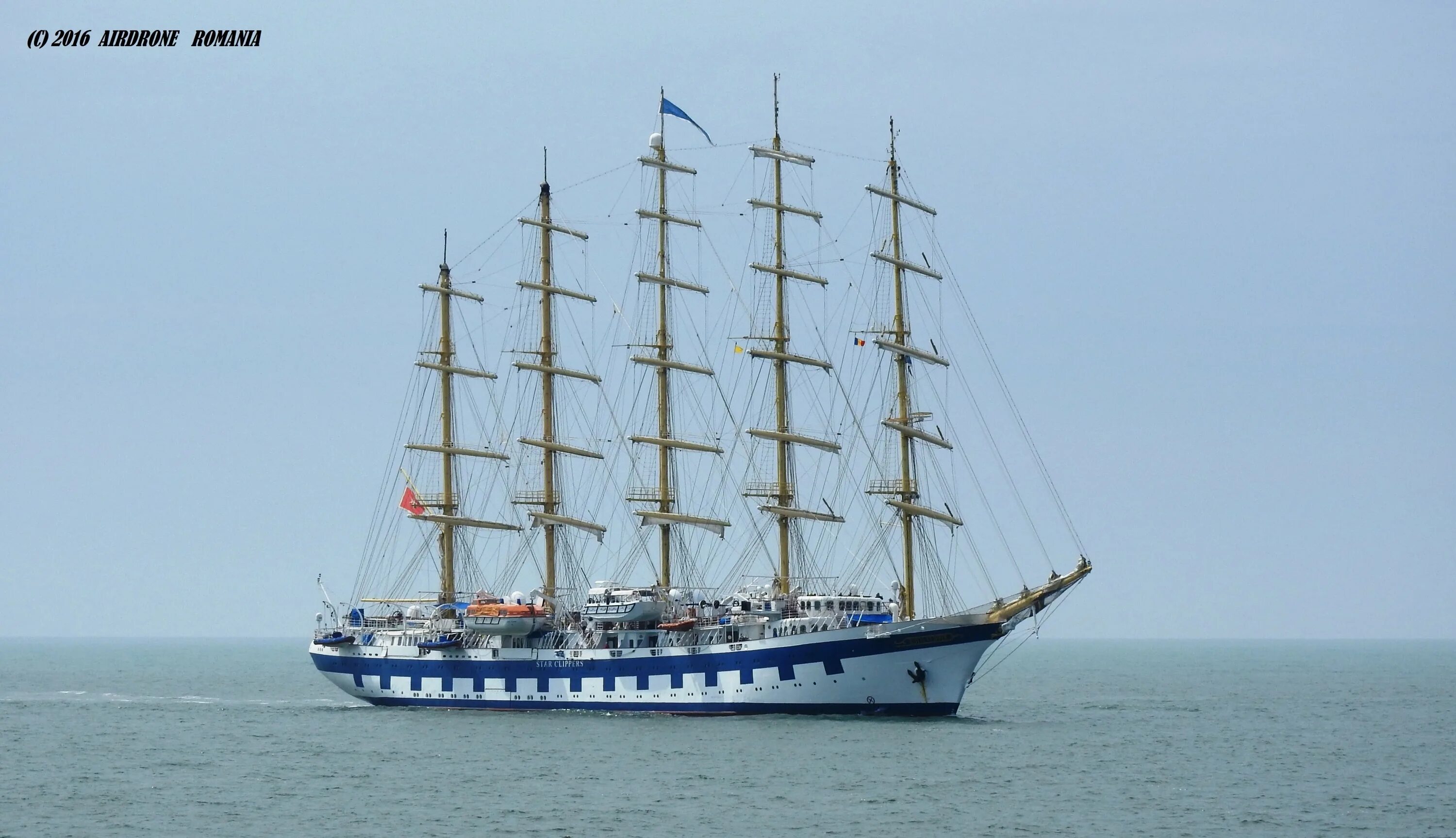 Парусное судно 4 букв сканворд. Роял клипер. Корабль Royal Clipper. Самое большое парусное судно в Европе. Парусник Роял клипер фото.