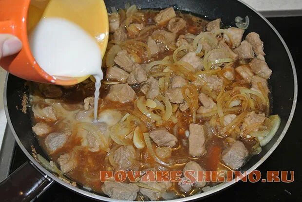 Лук с соевым соусом и уксусом. Печь говяжья с луком.
