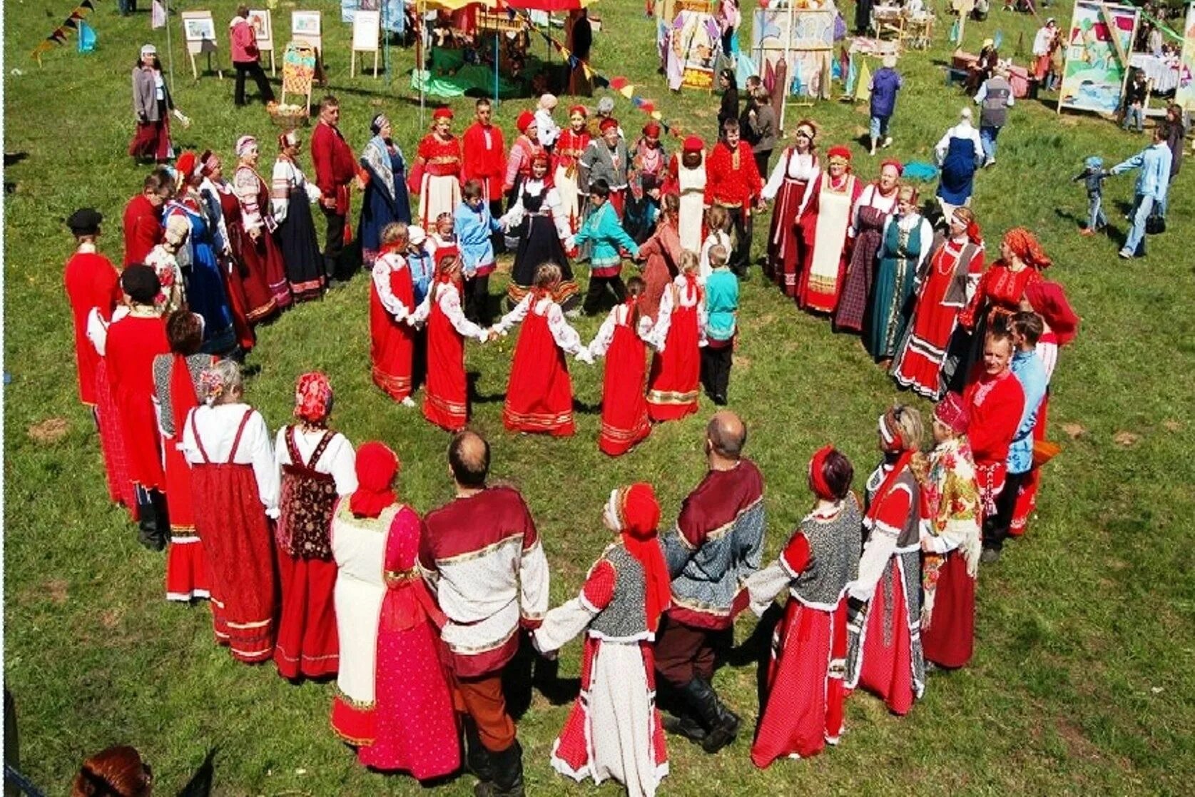 Фольклорный праздник. Сибирский хоровод. Ансамбль березка пляски. Сибирский хоровод. Большой хоровод.