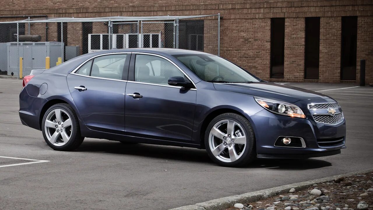 Шевроле малибу поколения. Шевроле Малибу LTZ. Chevrolet Malibu LTZ 2013. Chevrolet Malibu 2012. Малибу Шевроле LTZ 2012.