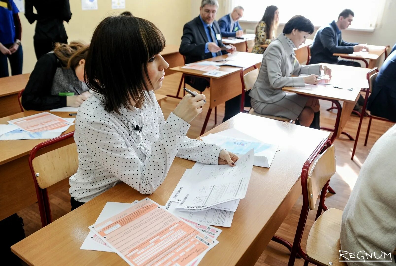 Досрочная сдача егэ. Егэ. егэ выпускники. экзамен егэ. егэ фото.