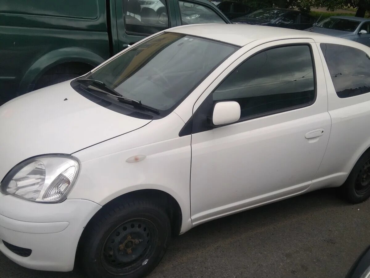 тойота витц 2004 года