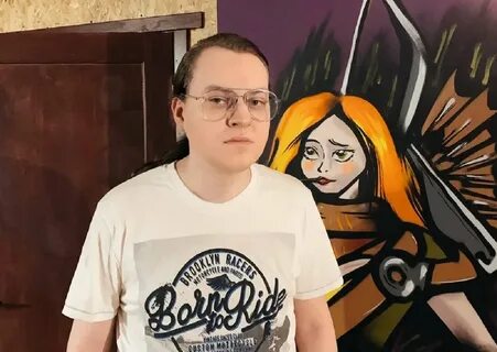 Юрий Хованский расстался с девушкой, которая 7 месяцев ждала его из тюрьмы....