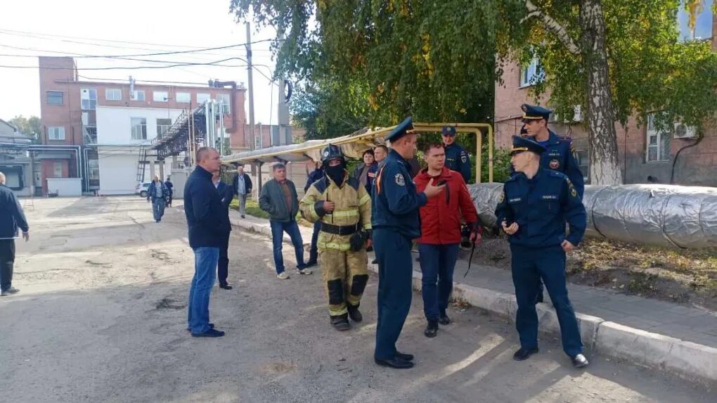 Здание МЧС. МЧС Омск. Утечка аммиака в Новосибирске. Новости фото.