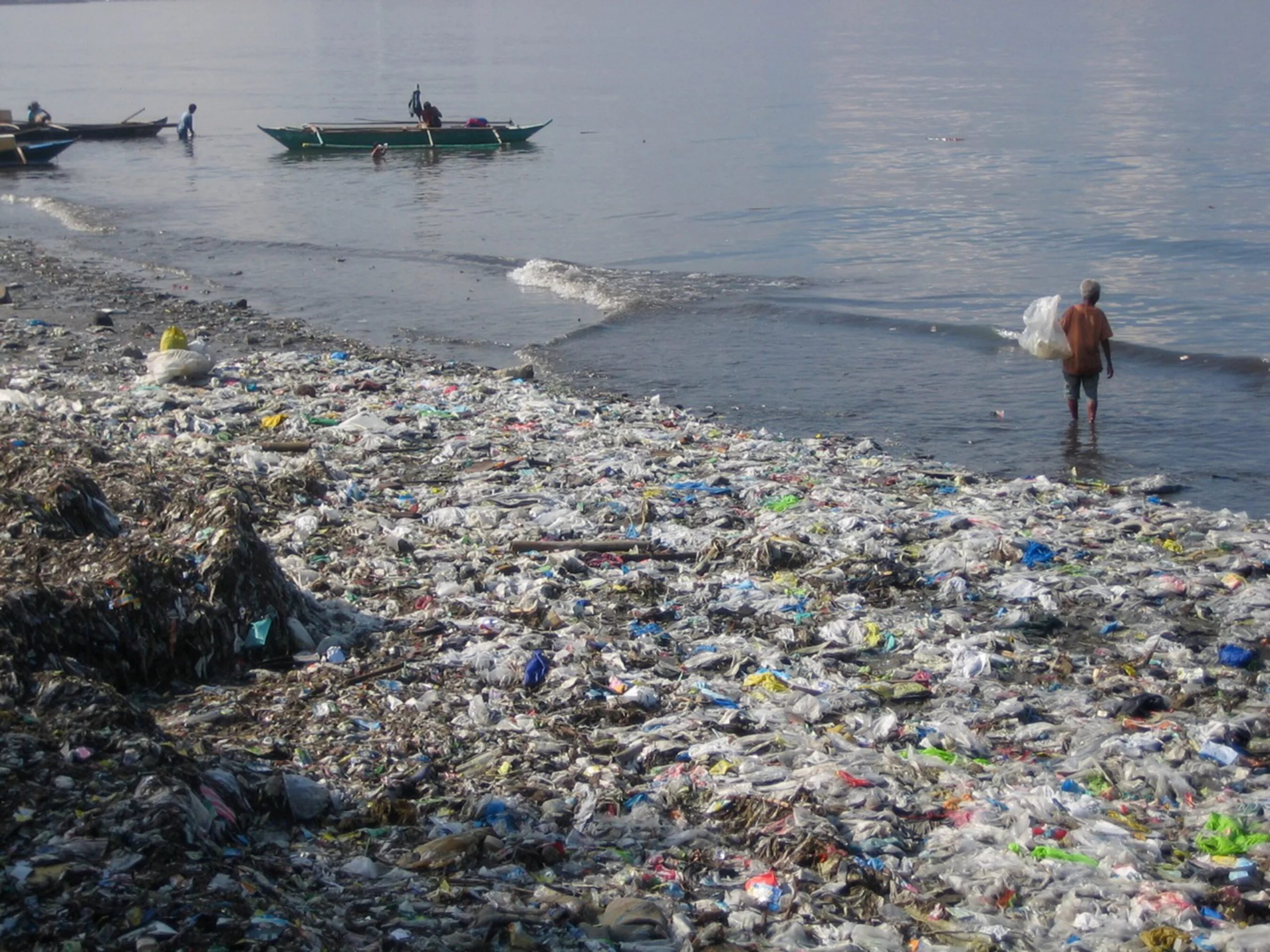 Миллионы тонн воды. Загрязнение мирового океана. Загрязненные моря. Загрязнение воды. Загрязнение морей.