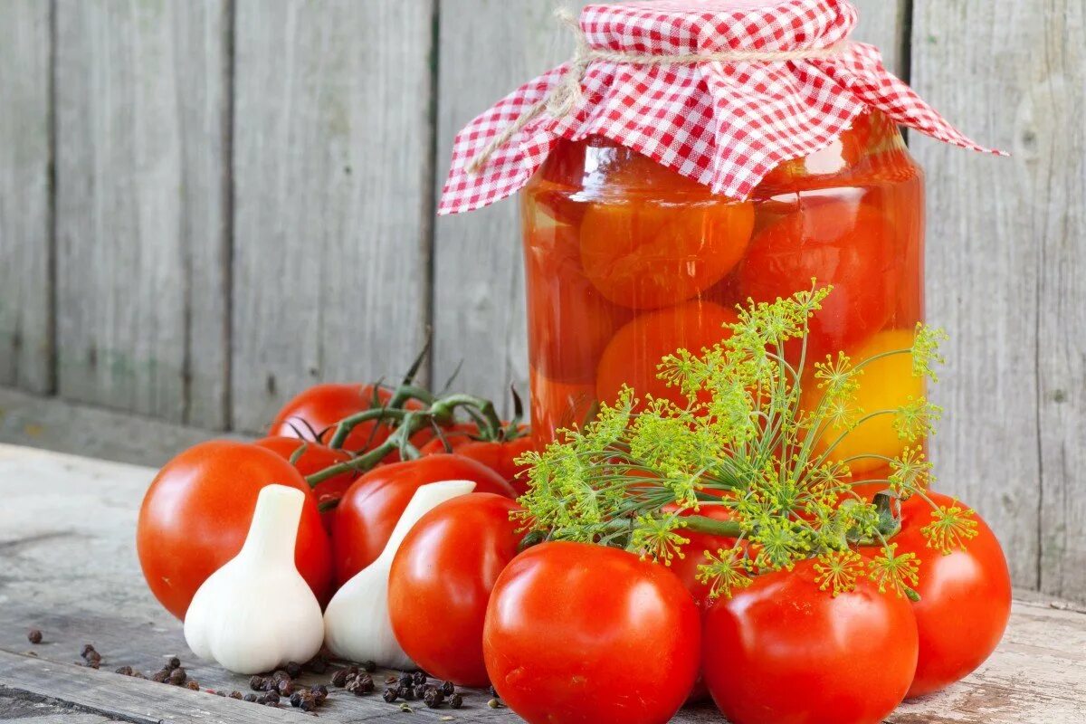 Консервируем вкусно. Консервированные помидоры. Помидоры в банке. Помидоры соленые. Маринад для помидор.