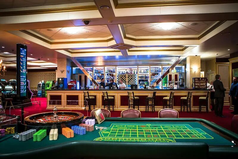 бассейн лайм хабаровск открытый. артурс спа боулинг. бережки холл егорьевск бассейн. темерницкий ростов на дону. крк боулинг переславль.