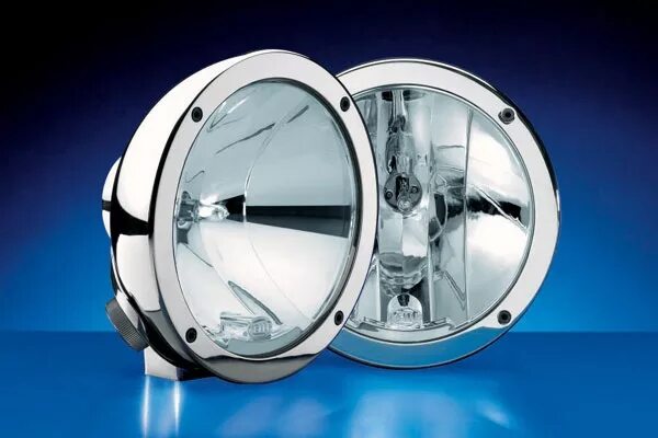 Фары дальнего света лет. Hella luminator compact противотуманные фары. фары противотуманные hella chromium. hella chromium фары. фонари hella luminator chromium.