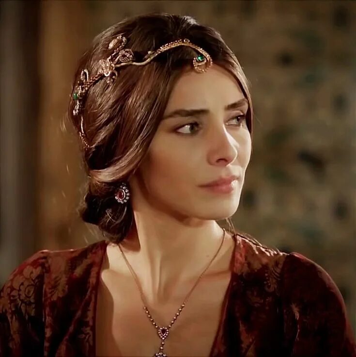 Махидевран актриса великолепный век фото Pin en Mahidevran