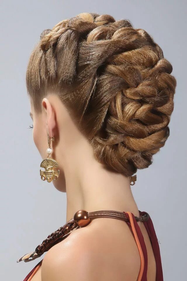 How to Do a Dutch Flower Braid Flower braids, Dutch flower braid, Hair styles