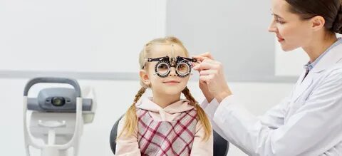 С какого возраста делают коррекцию зрения детям