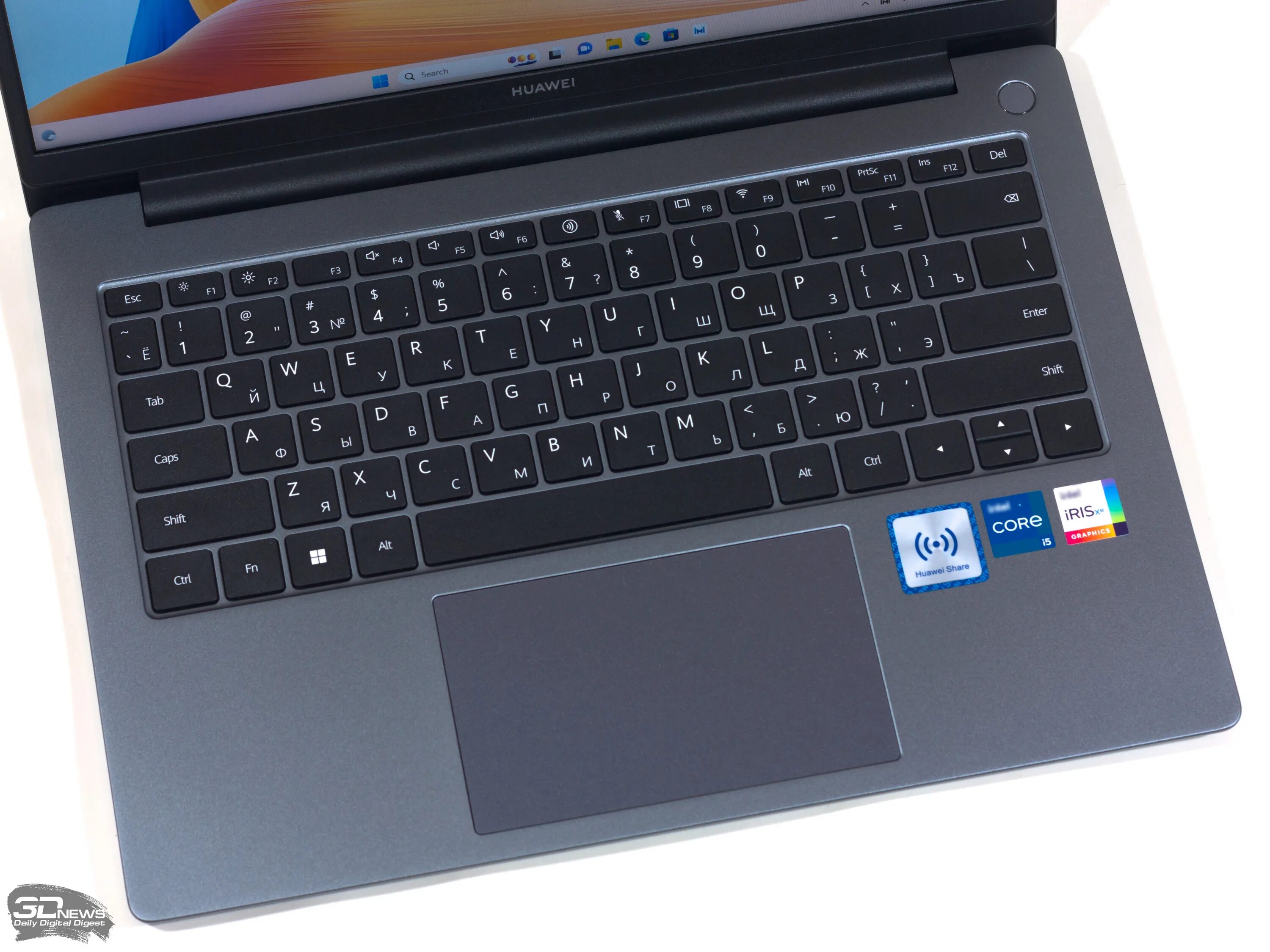 Экран 14 у ноутбука. Русифицированная клавиатура на ноутбуке Хуавей. Ноутбук вид экрана. Laptop nceu803v MATEBOOK D 15.