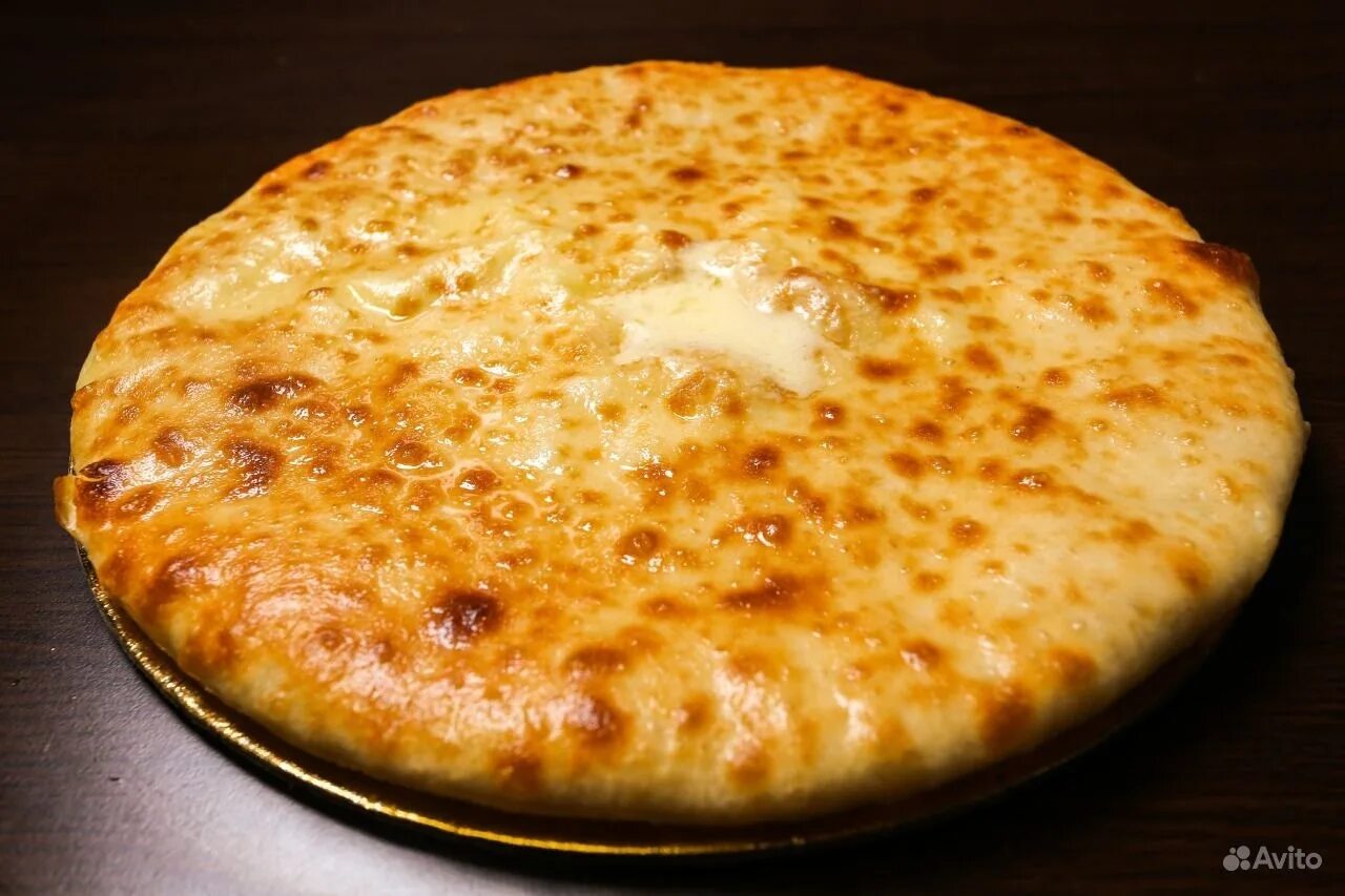 Жар птица ростов на дону осетинские пироги. Настоящие осетинские пироги. Листовка осетинские пироги. Жар птица пирог из теста. Пирог осетинский с сыром 500г.