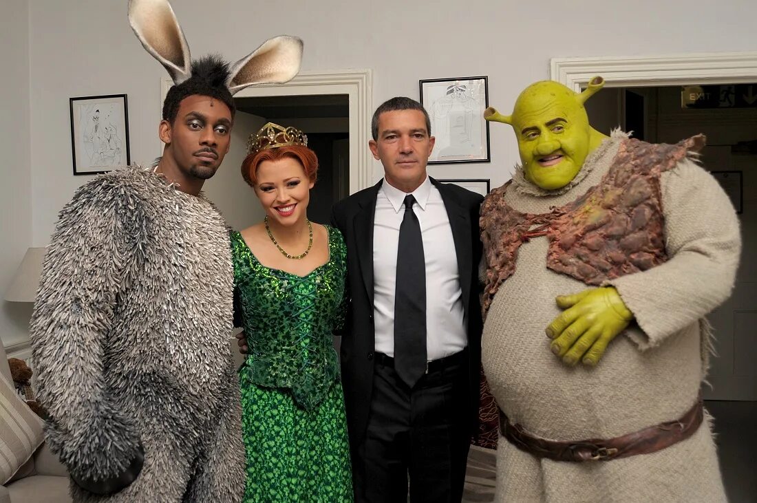 лэнс стерлинг. семья шпиона аниме юрий. камуфляж и шпионаж мультфильм 2020. аня форджер семья шпиона. кто озвучивает семью шпиона.