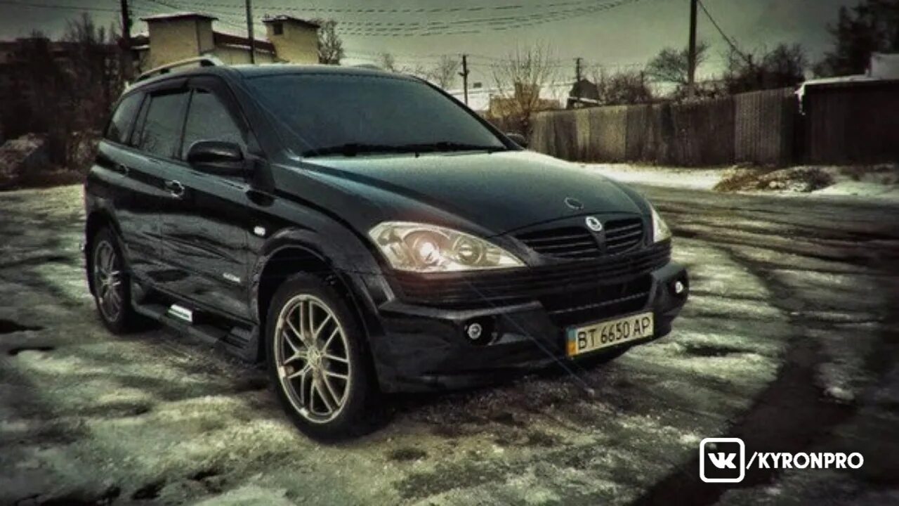 Переделки кайрона. Санг енг Кайрон. SSANGYONG Kyron Tuning r20. Саньенг Кайрон 2010. SSANGYONG Kyron 2013 обвес.