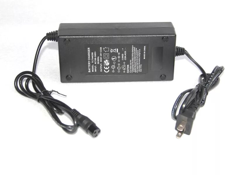 Зарядка трицикла. Батарея bosch для электровелосипеда. Зарядка от трицикла начала моргать красно зеленый. Мотоцикл трехколесный детский. Мопед детский электрический.