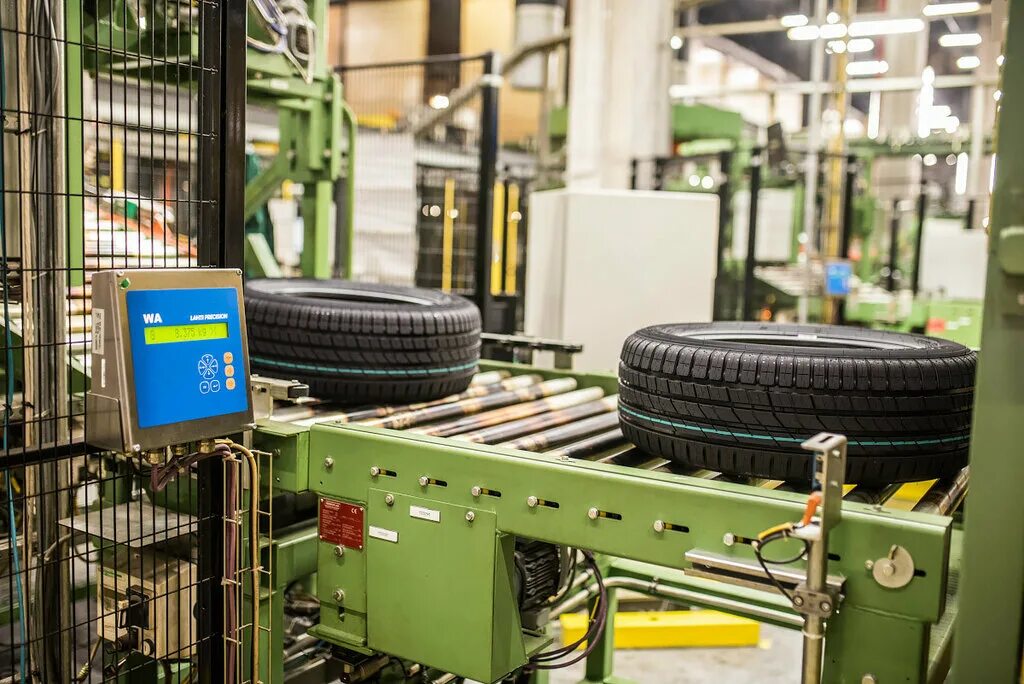 Nokian tyres модель. Nokian tyres. нокиан тайерс шины. нокиан шина завод. завод нокиан green.