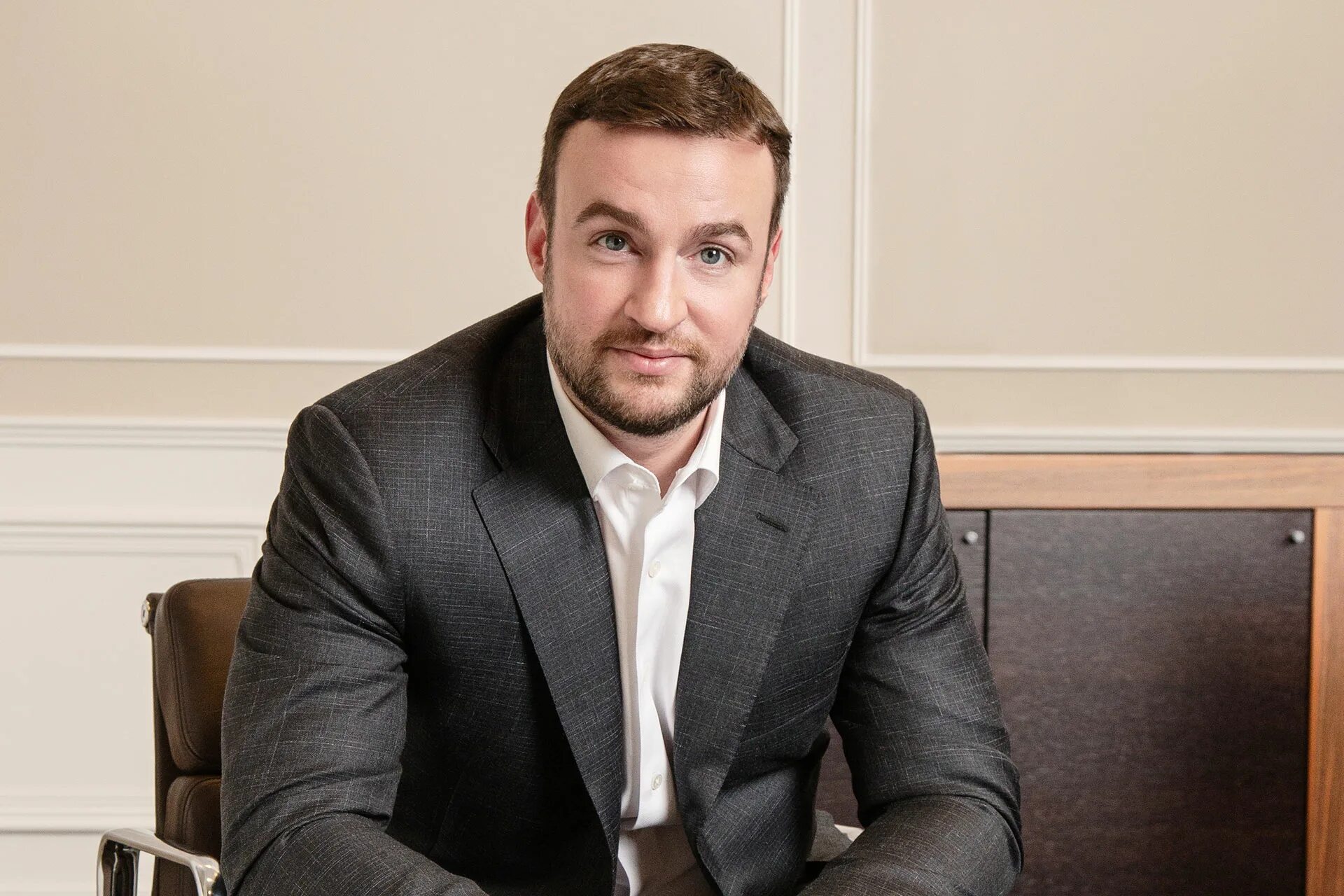 Андрей патрушев газпром нефть. Кириенко юургу. Владимир кириенко вк. Кириенко владимир сергеевич. Степан солженицын сибирская угольная энергетическая компания.