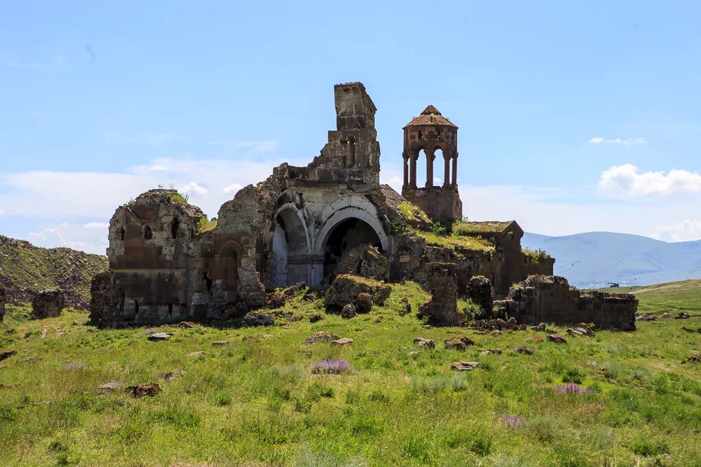 Карс ком. Монастырь Оромос Турция. Таргманчац Ванк. Армения село Ванк.