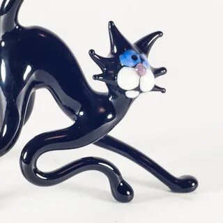 Glass cat