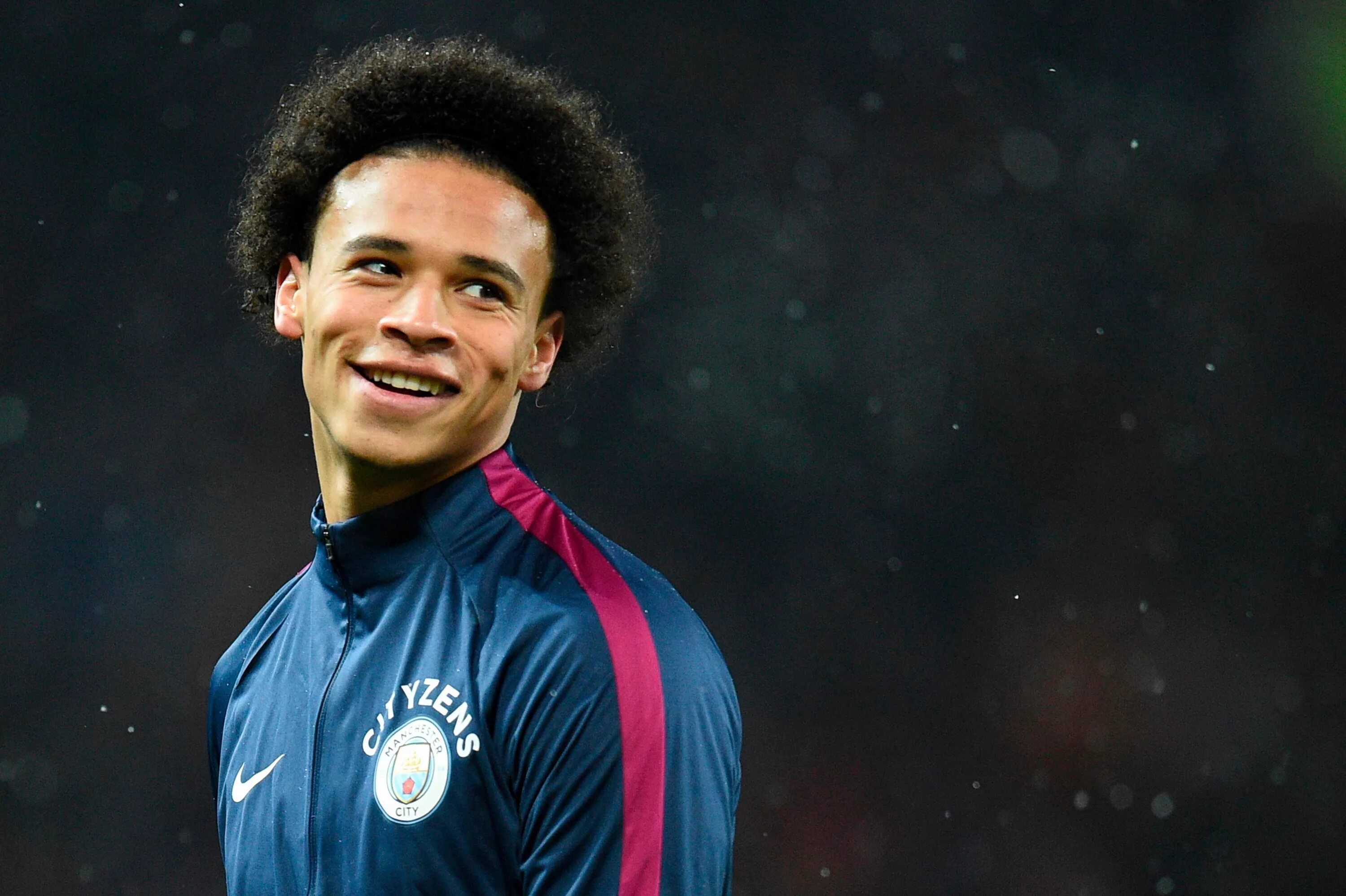 Возраст сане. Лерой Сане. Leroy Sane футболист. Лерой Сане футболист фото. Сане в ман Сити.