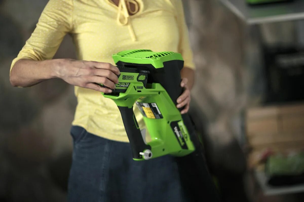 Greenworks g max 40v акб и зу. Воздуходувка greenworks g40ab. greenworks 40v аккумулятор. линейка greenworks 40v. greenworks tools gd40v.