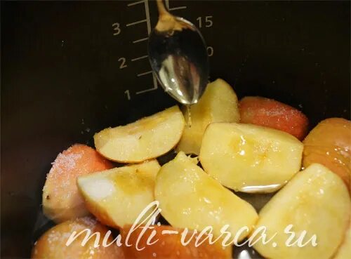 Яблоки в мультиварке рецепты быстро и вкусно. Яблоки в мультиварке. яблоки на пару в мультиварке. как запечь яблоко в мультиварке рецепт. сколько времени запекать нарезанное яблоко.
