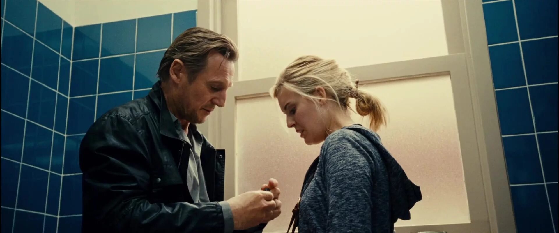 лиам нисон и мэгги грэйс. кино заложница 3. лиам нисон заложница. лиам нисон заложница 3. заложница 3 2012.