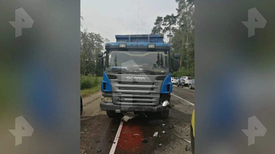 ДТП В Подмосковье 08.07 23. Аварии в Подмосковье на КАМАЗЕ В металловоз. Машины всмятку, восемь пострадавших: ДТП под нижним Новгородом. Произошедшая авария недавно около 2 слободищь Подмосковье.