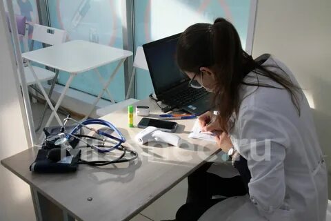 Специалистов 22