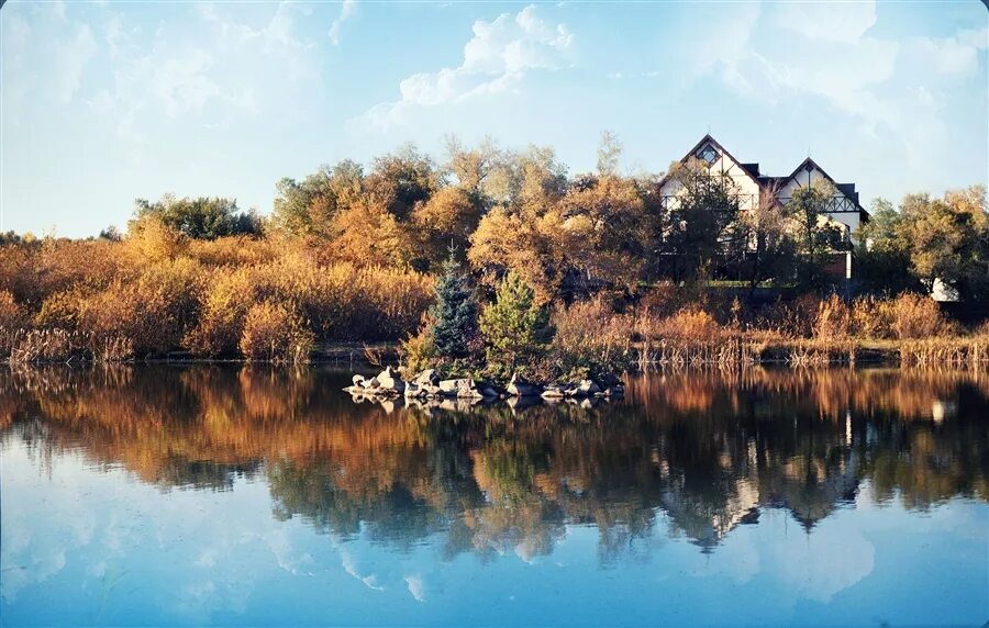 Серебряные пруды. Беляевский пруд серебряные пруды. Серебряные пруды Московская область природа. Пруд серебряный Красноярск. Накапловский пруд серебряные пруды.