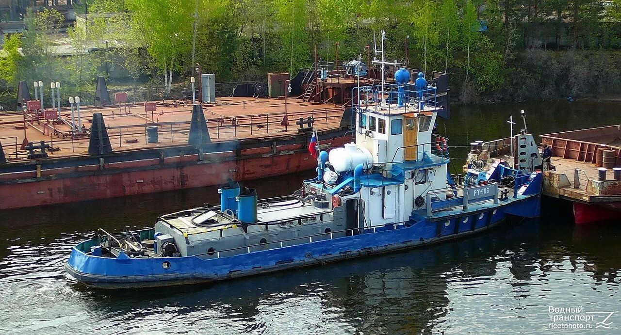 Баржа несамоходная проект 943т. Речной толкач рт324. Рт 694 хабаровск. Рт450 толкач. Рт 662 теплоход.
