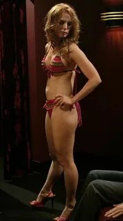 Alicia Witt's Feet wikiFeet