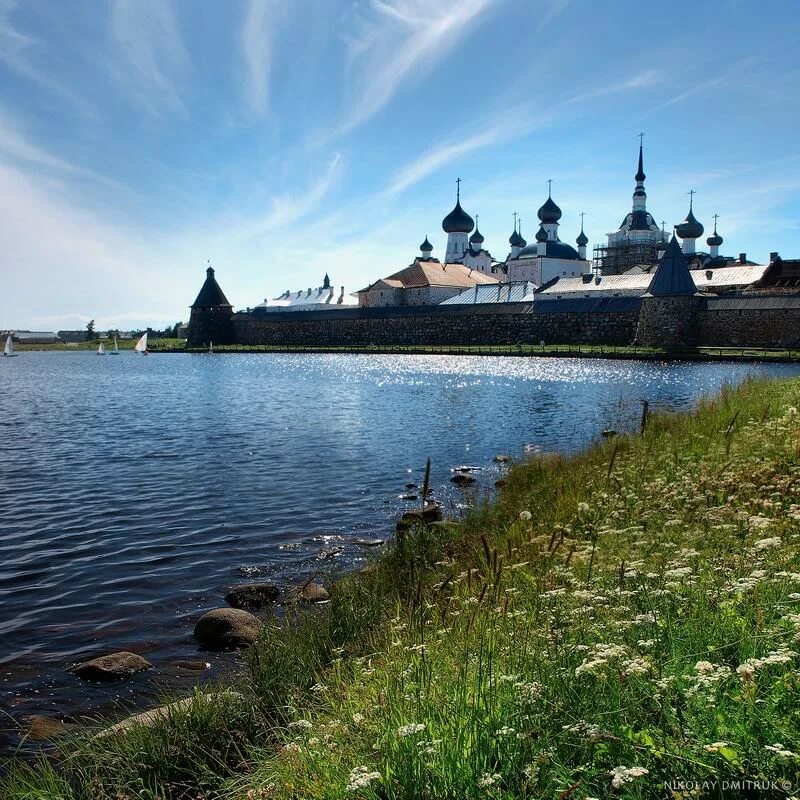 соловецкий монастырь черно-белое. святое озеро на соловках. соловецкий монастырь со святого озера. святое озеро соловки. Canon ef-s 17-55mm f/2.