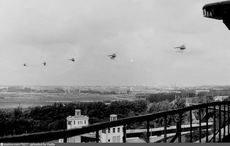 Северное тушино в 90х. Парк северное тушино смотровая площадка. Дали тушино. Шоссе живопись. Дали тушино.
