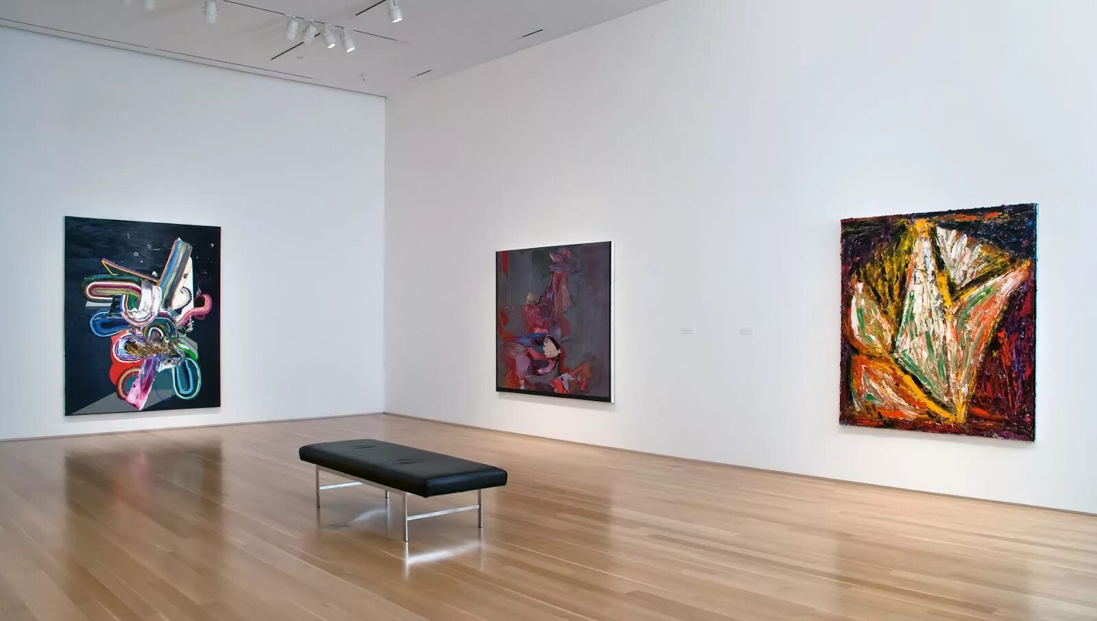 Современное искусство арт. Михаил кулаков художник картины. Михаил алексеевич кулаков. Экспозиции современного искусства. Музей современного искусства чикаго.