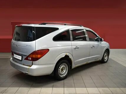 Ssangyong rodius