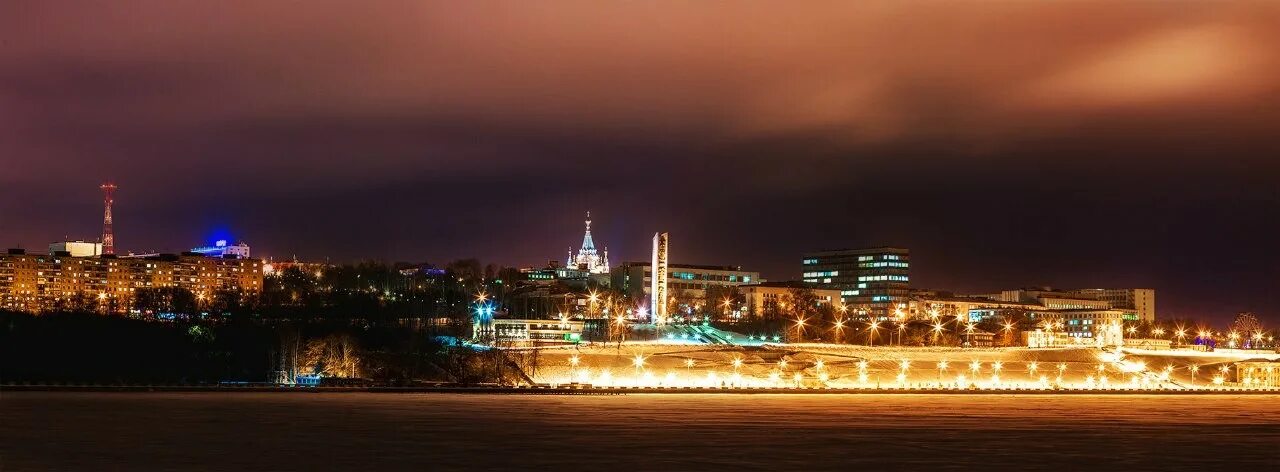 Панорама ижевск. Ижевск панорама. Ижевск 2022 панорама. Панорама ночного Ижевска. Панорама Ижевска ночью.