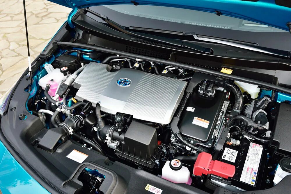 Тойота приус какой двигатель. Toyota prius engine. toyota prius 30 моторный отсек. гибридный двигатель тойота приус. toyota prius 1.8 plug-in hybrid.
