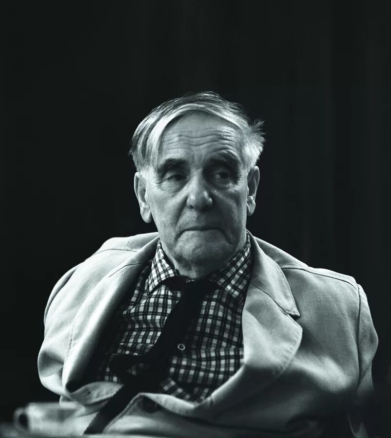 П. Л. Капица (1894—1984)..