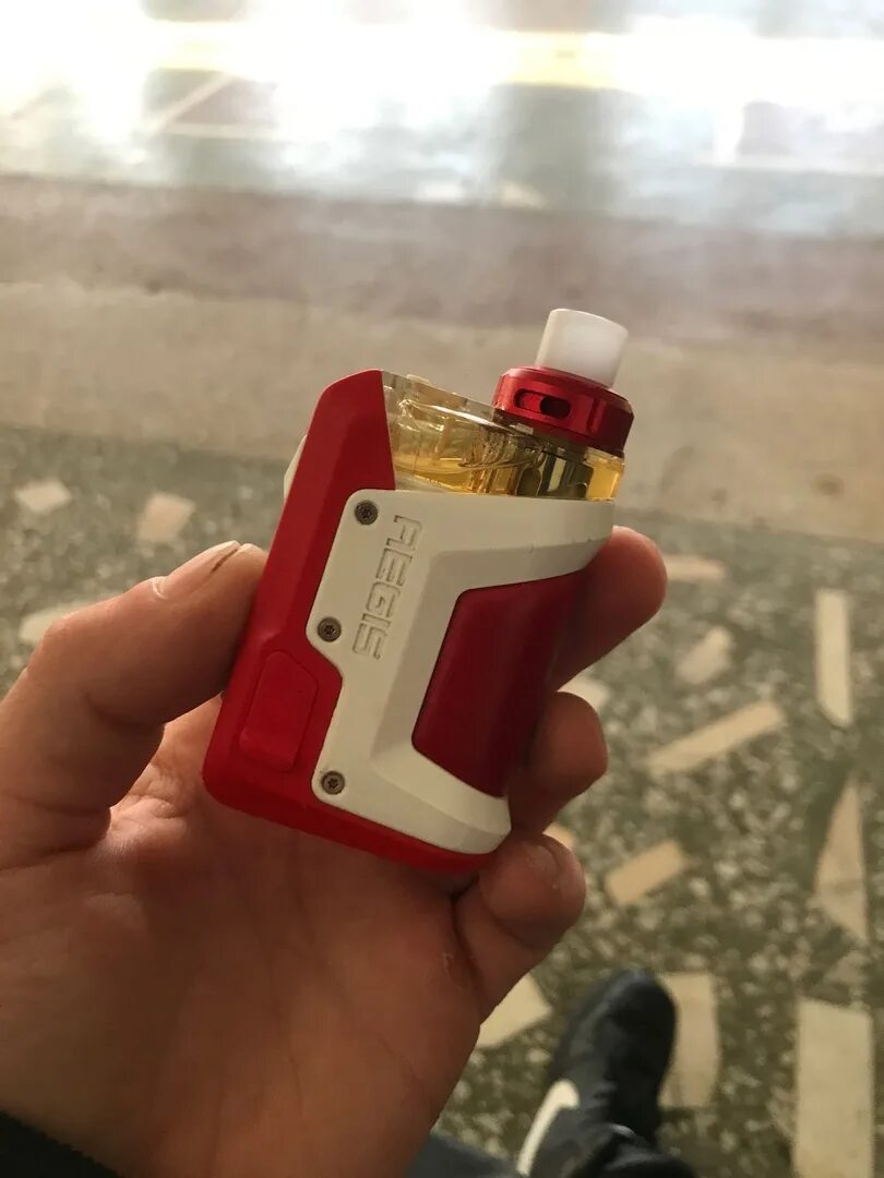 Аегис хиро лимит. Аегис хиро 2 crystal pink. Аегис хиро лимит испар. Аегис хиро 1 лимит экран. Aegis hero red and white.