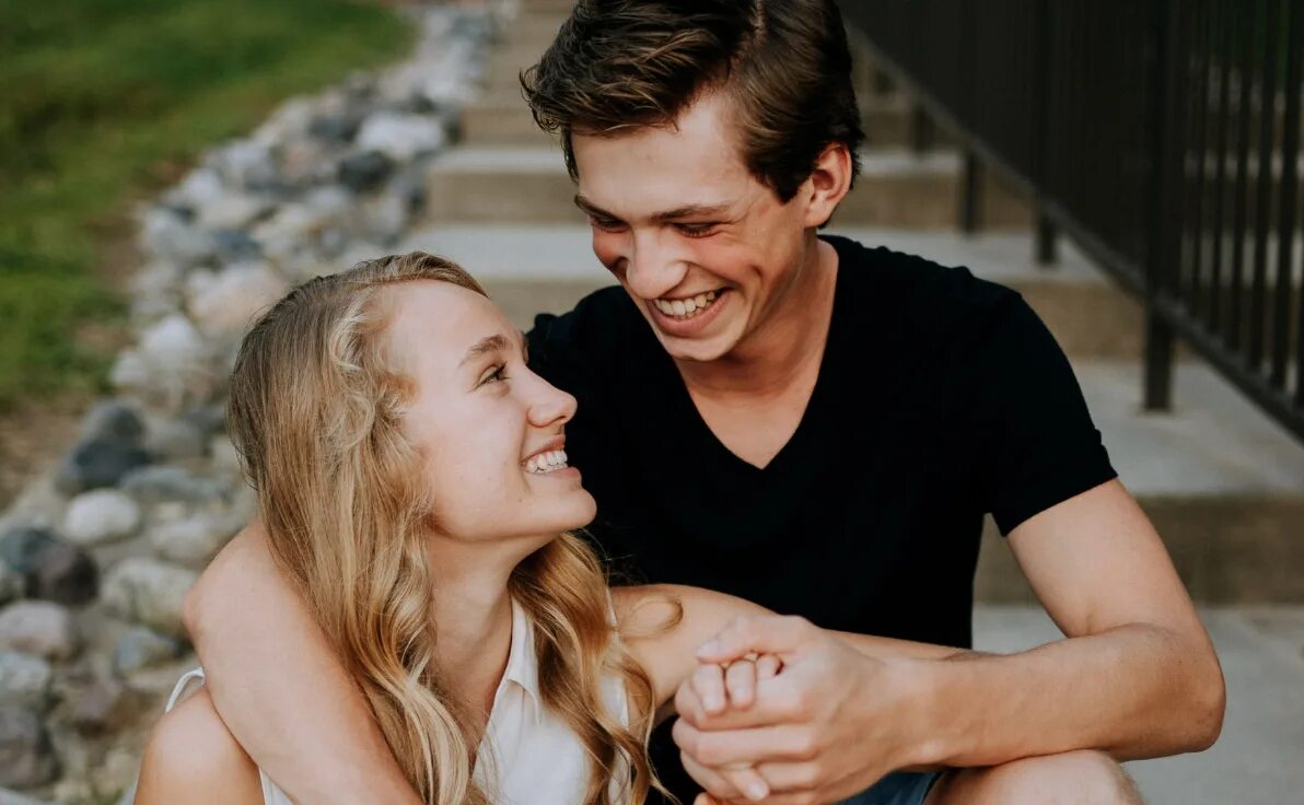 Парамедик фильм 2020. Влечение 3. Дебора франсуа парамедик. Влечение 3. El practicante фильм 2020.