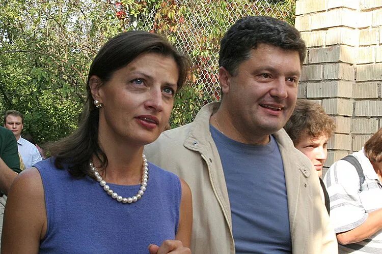 Будущая первая леди: интересные факты о Марине Порошенко (16 фото) (With images)