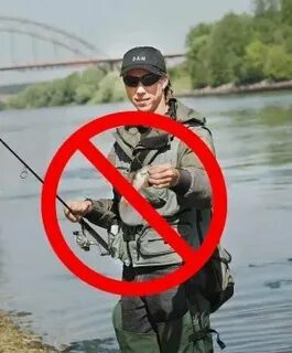 В каком виде запрещено ловить мяч
